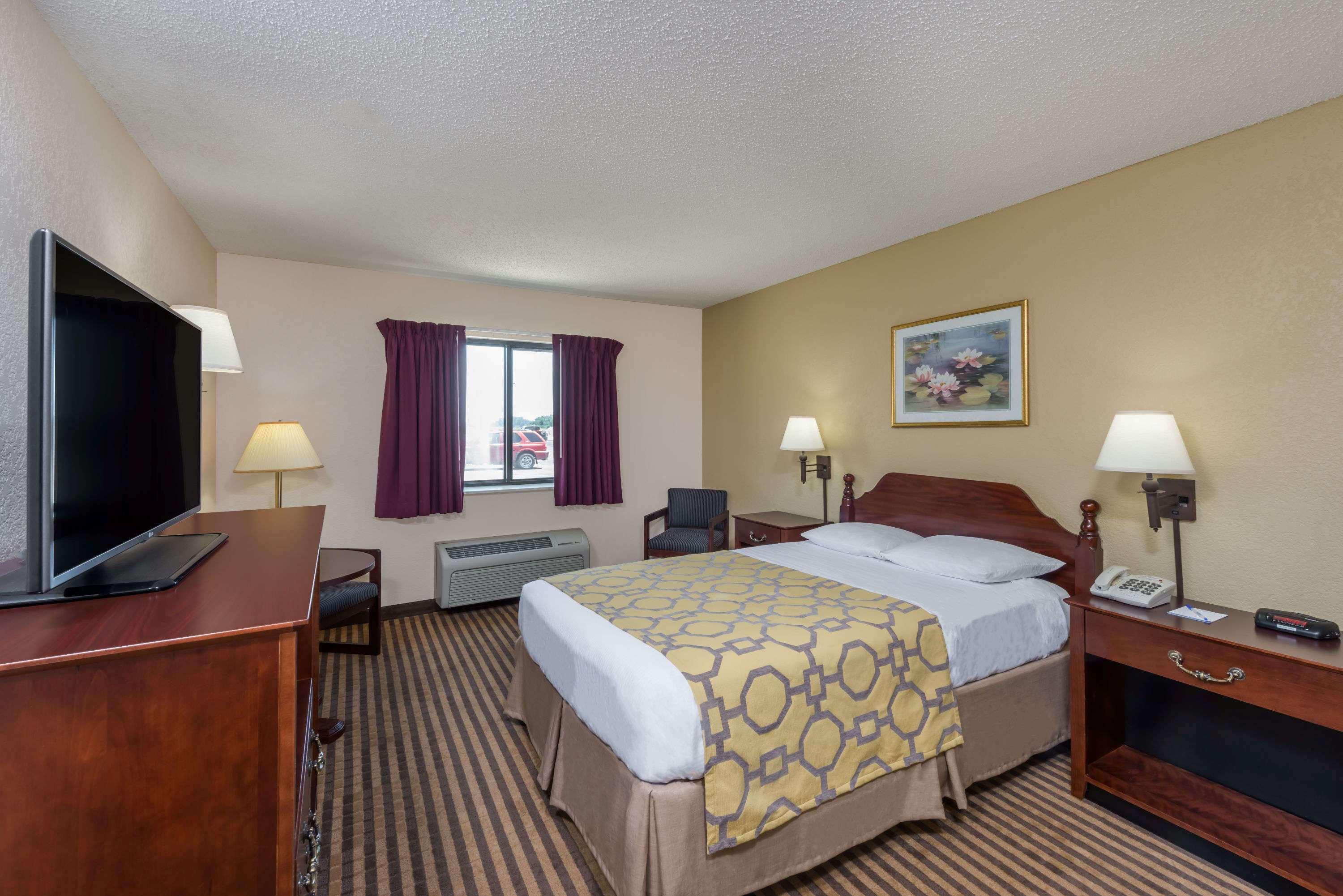 Baymont By Wyndham Hotel
