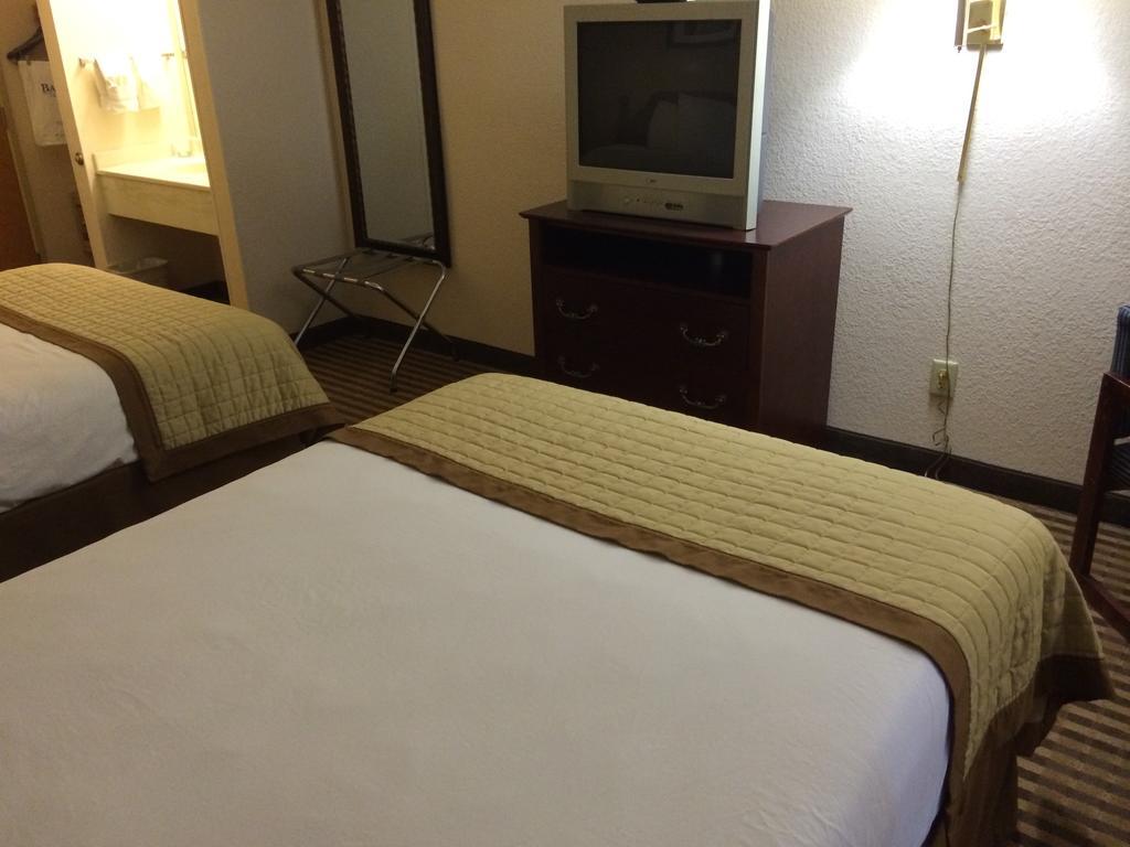 Baymont By Wyndham Hotel 2*